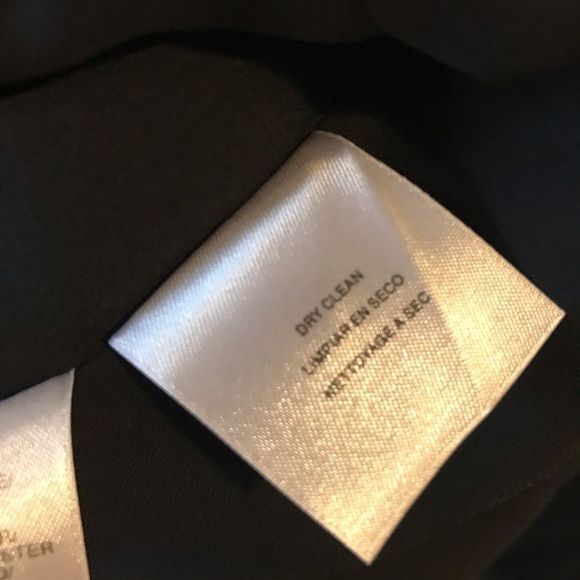 JONES NEW YORK 4 LBD V neck front and back zipper back black dress - Picture 4 of 10